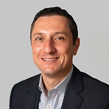 Alex-Pinchevsky-Headshot-220x220